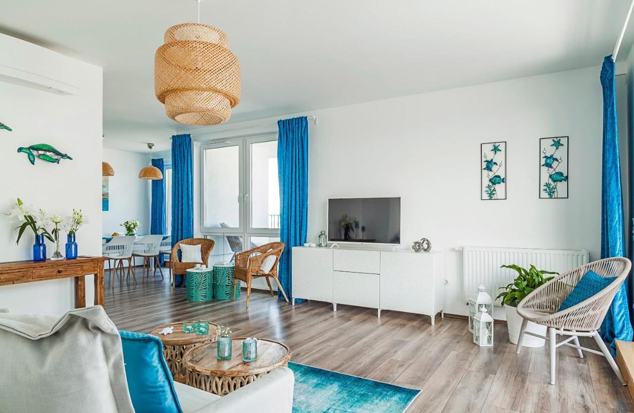 Blue Apartments Балатонлелле Екстер'єр фото